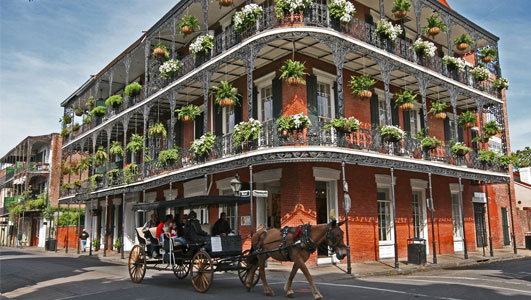 Luxury Gold celebrates New Orleans in style