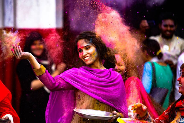 WOW Introduces Special Fares to India