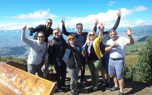 Aeromexico, Quito Tourism host Canadians