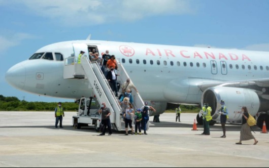 Cuba Welcomes First Canadian Flight