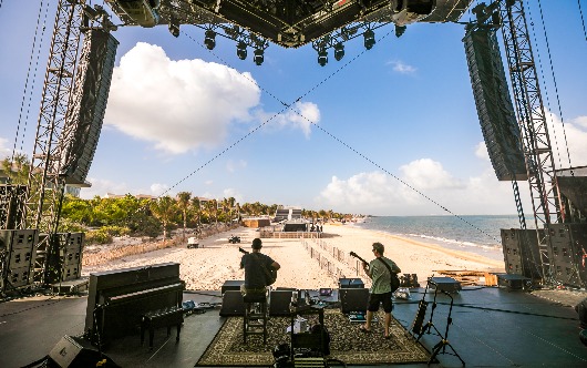 Dave Matthews and Tim Reynolds return to Riviera Maya