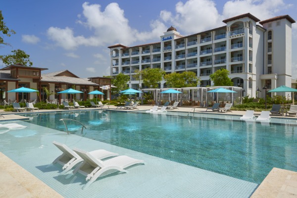 Sandals Earns Top Honours At 2021 World Travel Awards