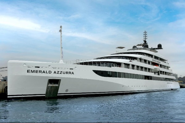 Emerald Cruises Takes Delivery Of Emerald Azzurra