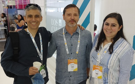 Talking Travel At Tianguis