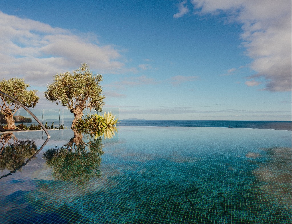 The infinity pool at The Reserve by Savoy Signature