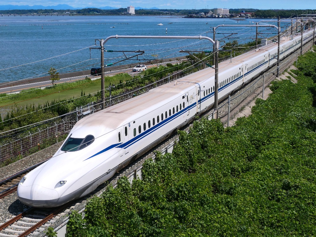 Japan’s “bullet train” now open for international bookings