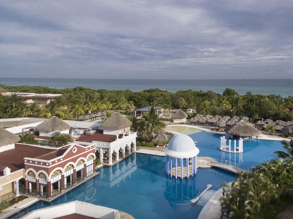 Sunwing & Iberostar partner to offer savings down South