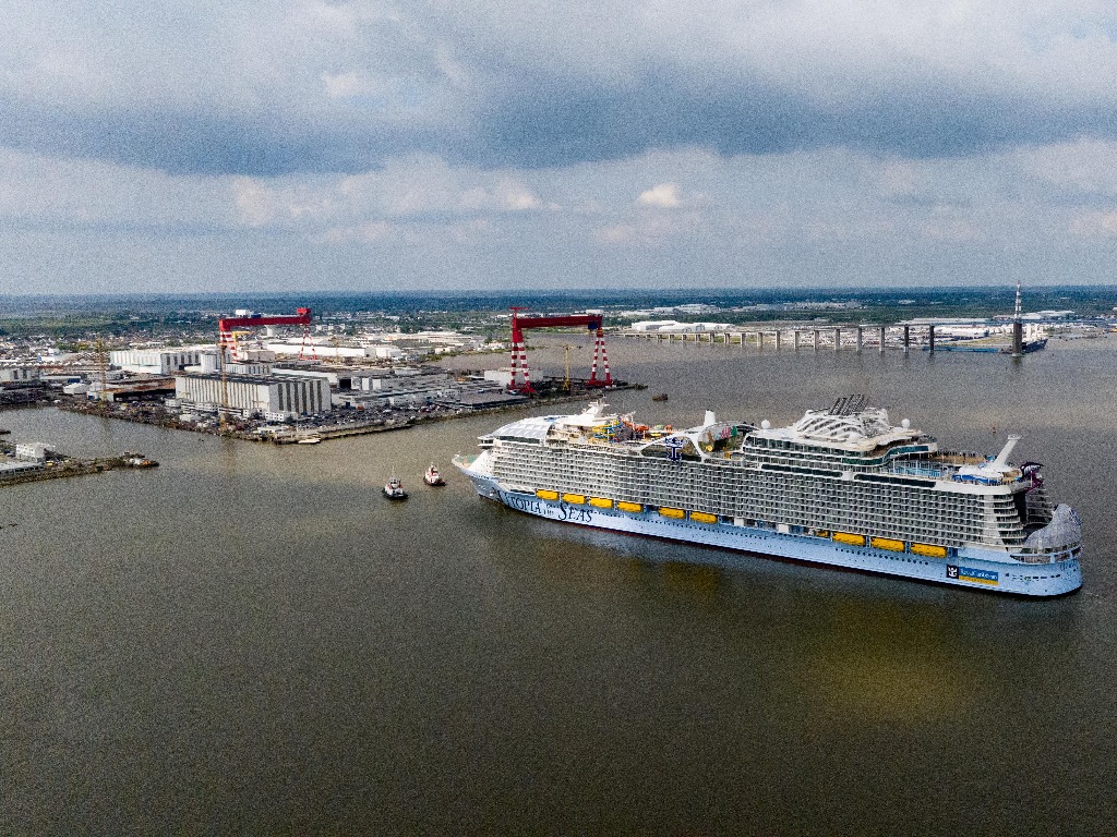 Royal Caribbean’s Utopia of the Seas floats out for testing