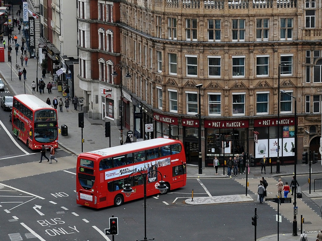 U.K. to enforce ETA for Canadian visitors