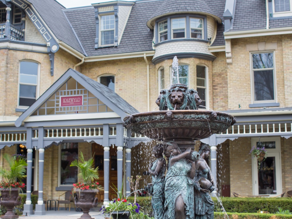 Two Canadian properties welcomed into WorldHotels Crafted Collection