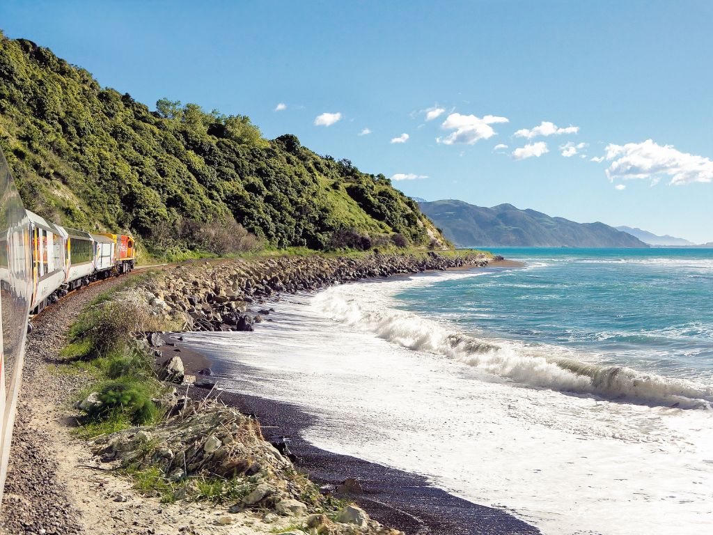 Great Journeys New Zealand hosting sales webinar with FAM prize