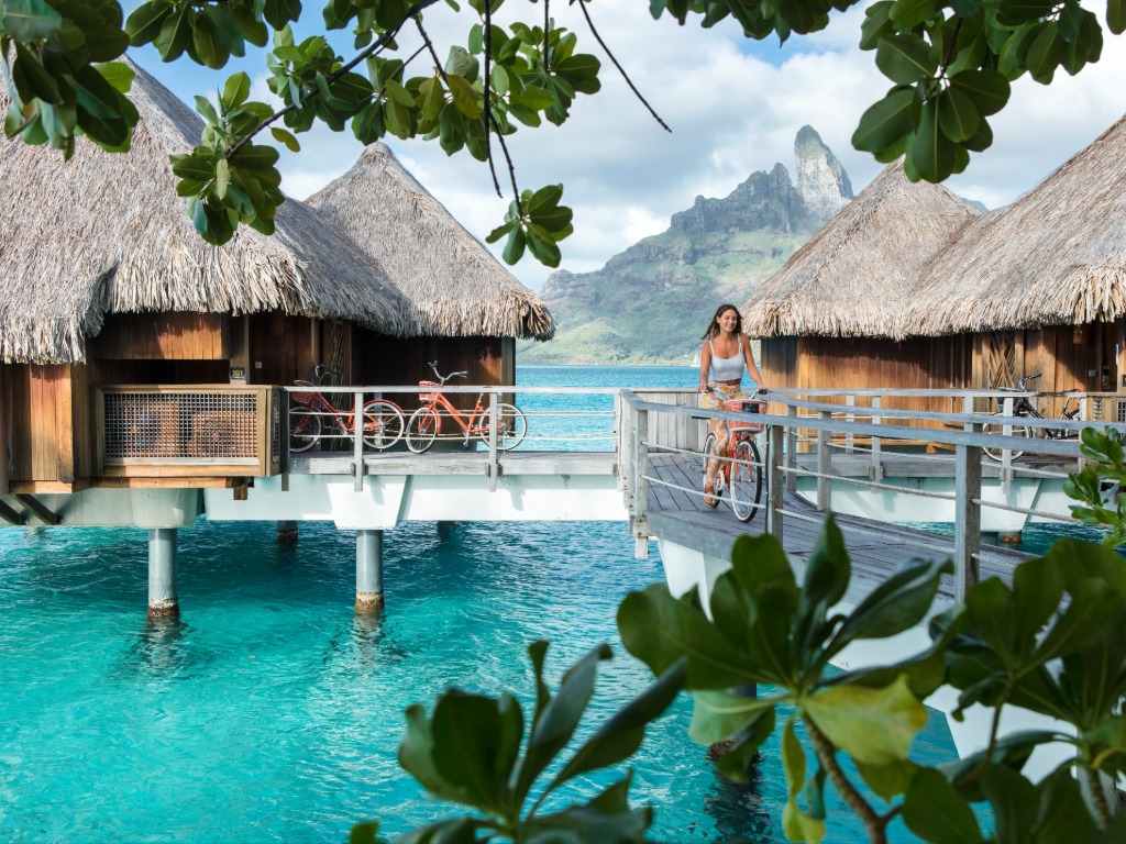 Tahiti brings South Pacific charm to chilly Canada