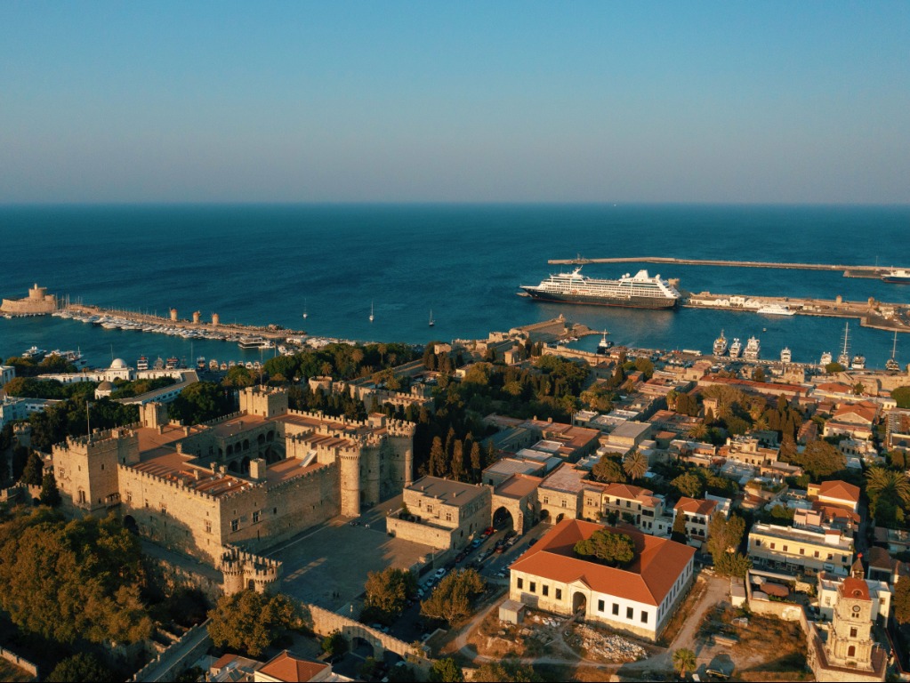 Discover what the locals know with Azamara Cruises