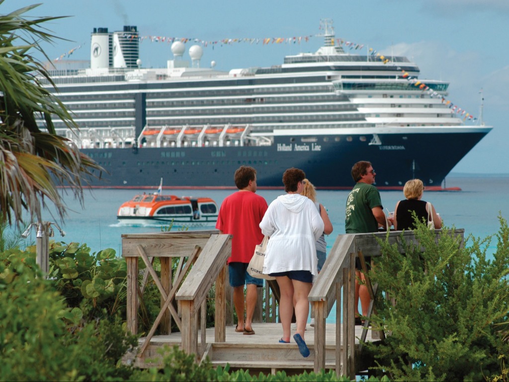Holland America sets sail with a Labour Day Deal