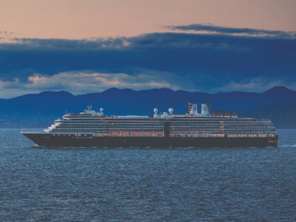Holland America offers advisors insights on upcoming Alaska webinars