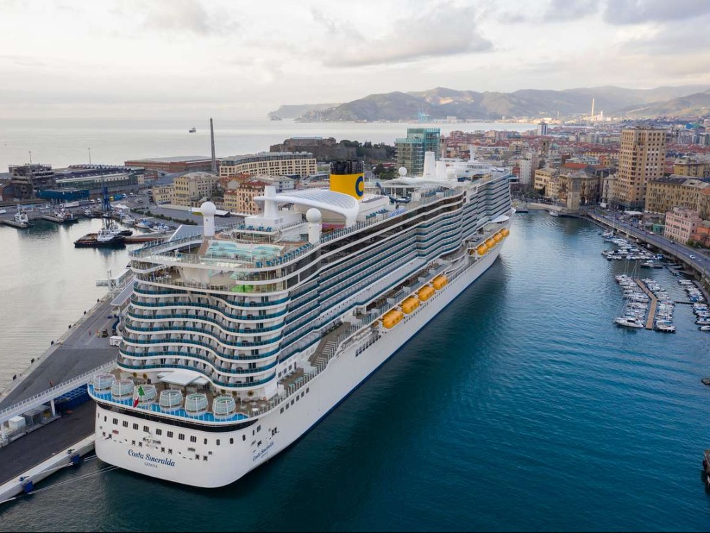 Costa Cruises is on course with Black Friday Sale