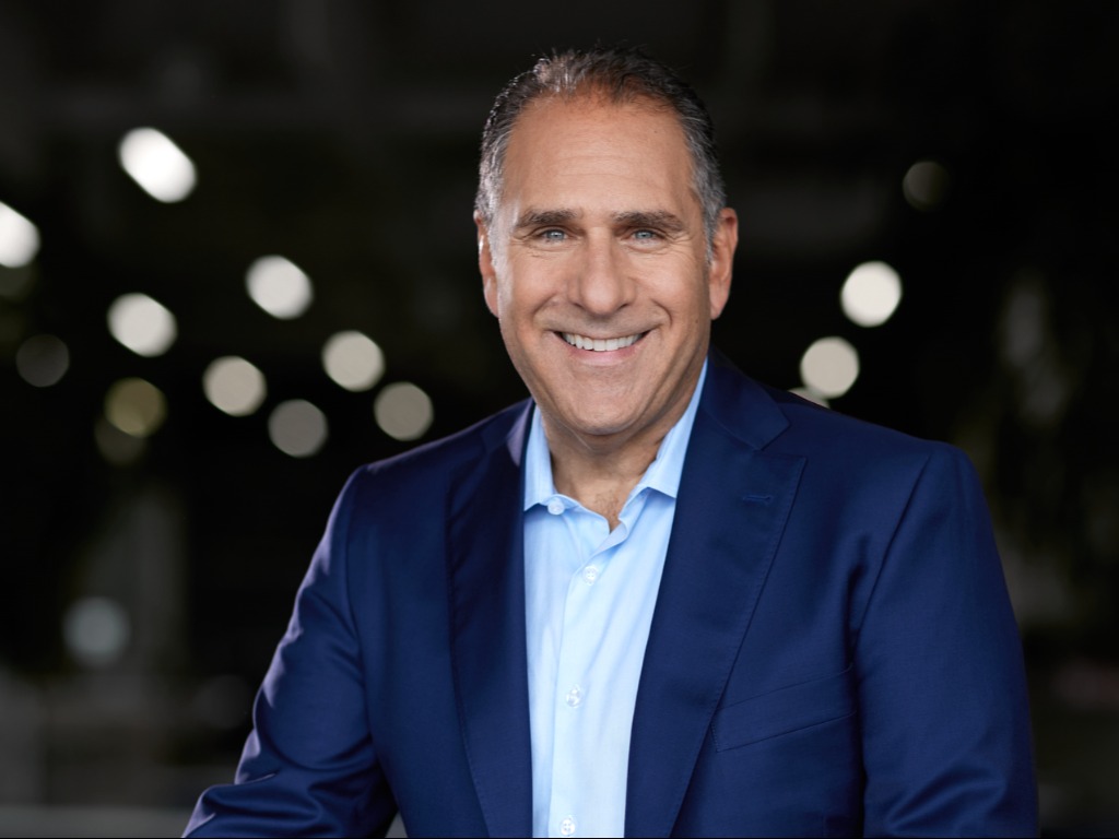 Adamo announces retirement, Transat reorganizing commercial leadership