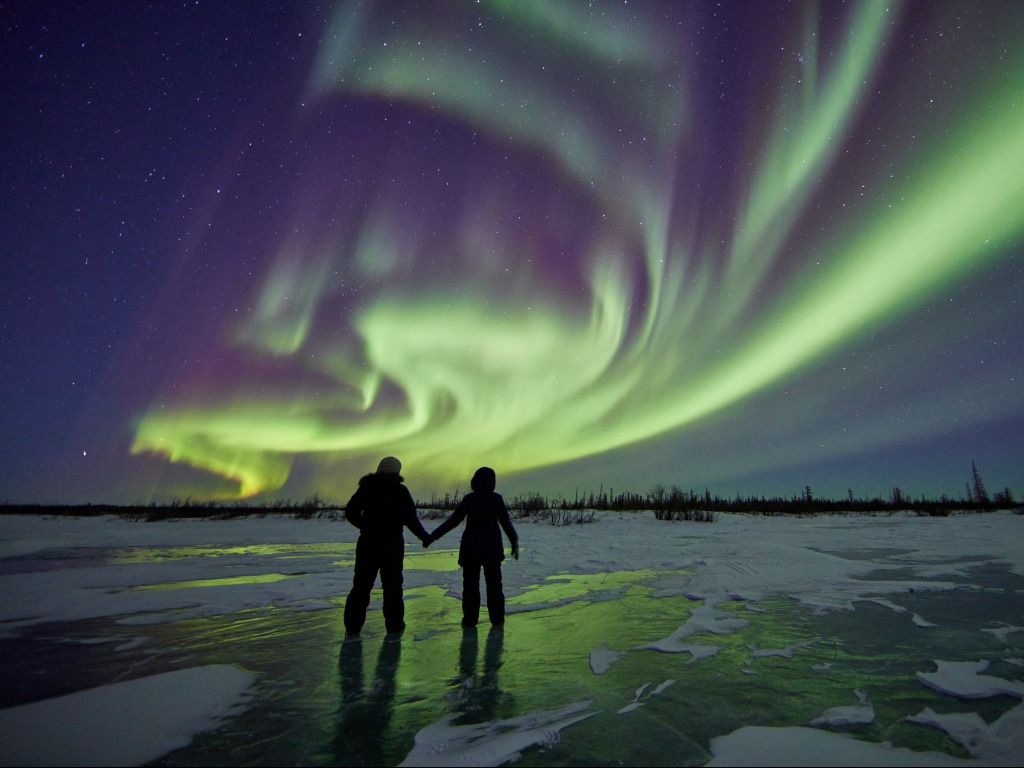Frontiers North Adventures unveils 2026 Northern Lights Offer
