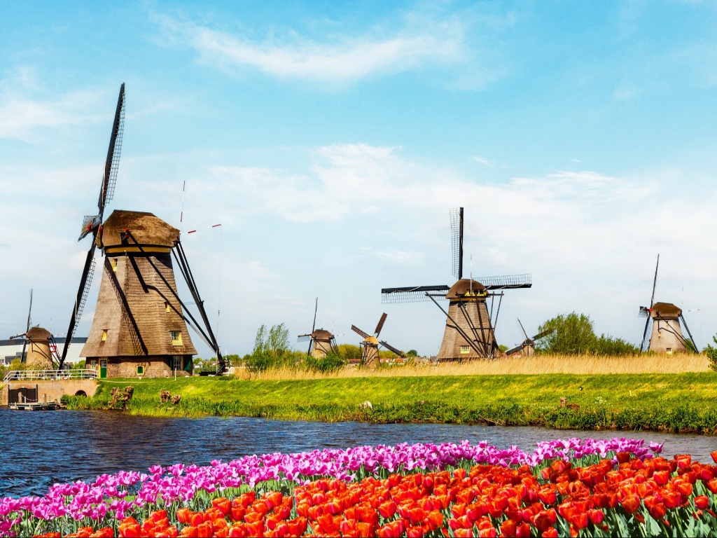 Holland America Line unveils 2027–2028 Legendary Voyages