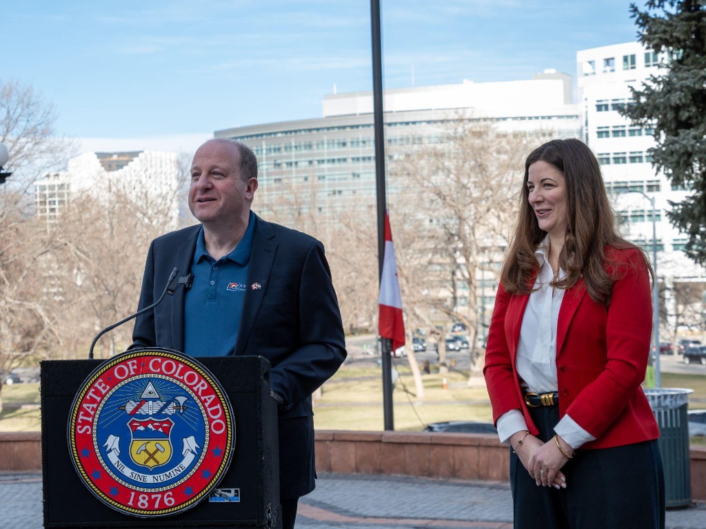 Colorado celebrates its friendship with Canada