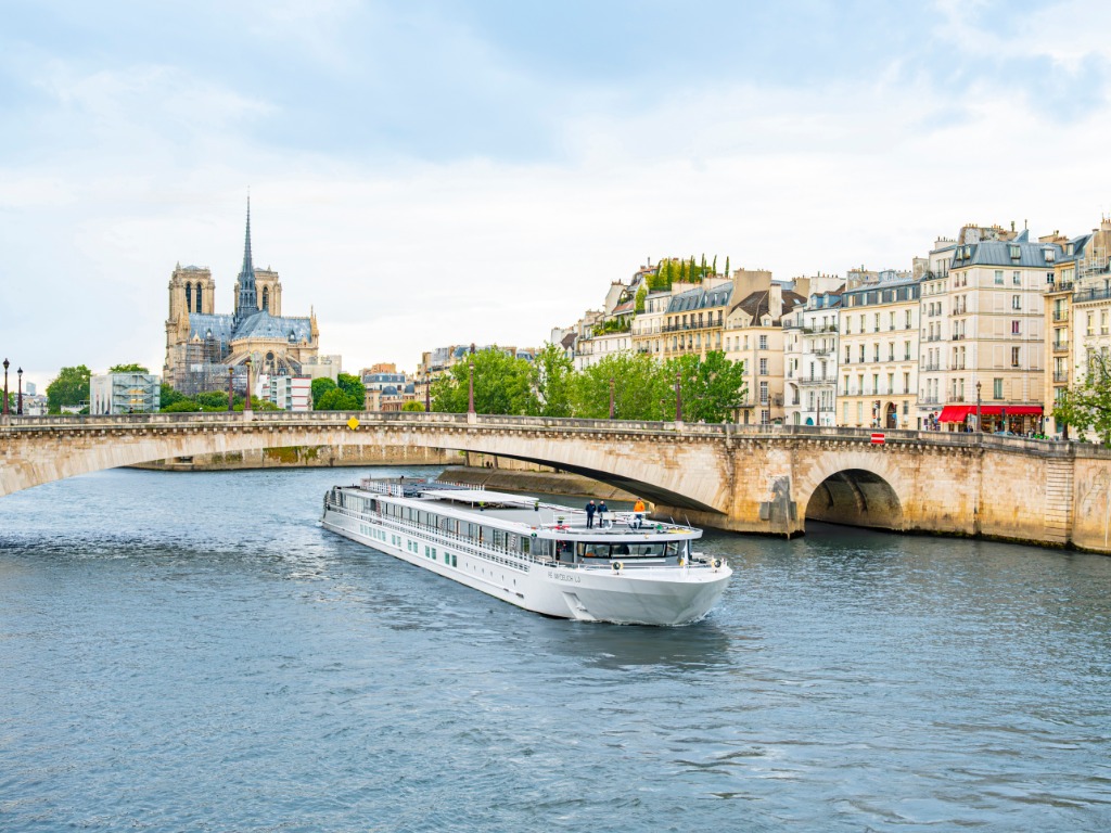 travelbrands shines the spotlight on CroisiEurope