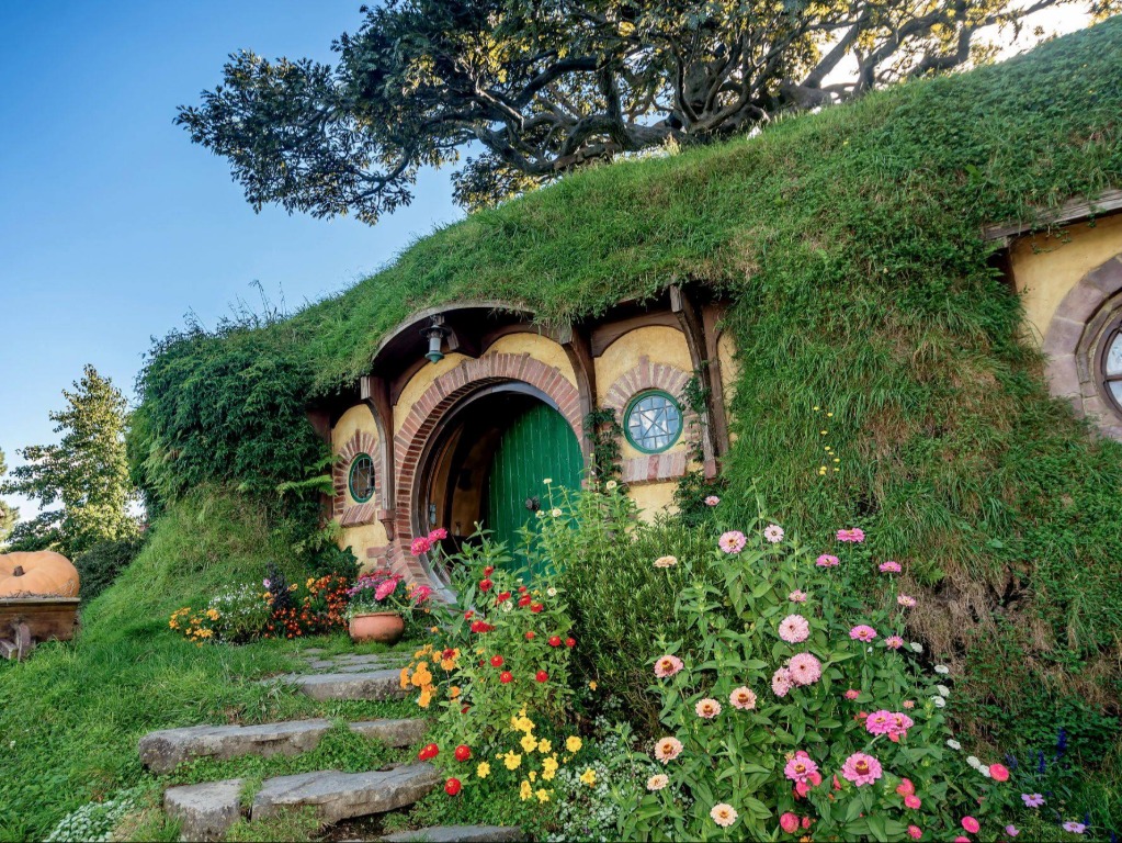 Kensington Marks 25 Years of The Lord of the Rings with New Zealand’s Big Screen Landscapes itinerary