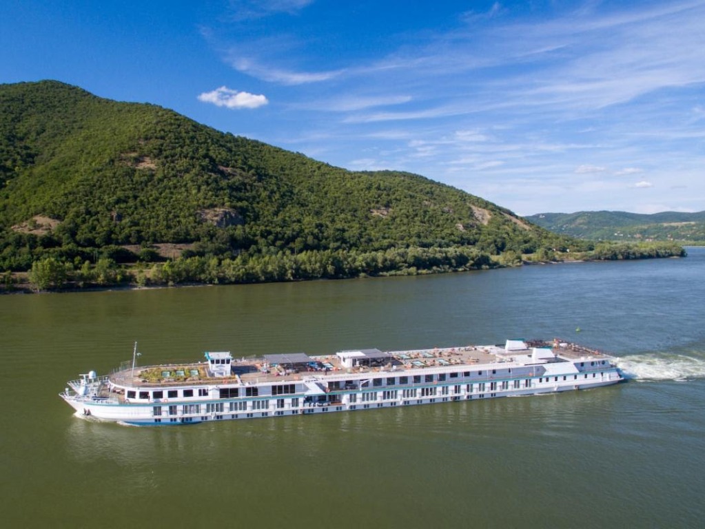 Celebrate Christmas and New Years aboard Riverside Mozart