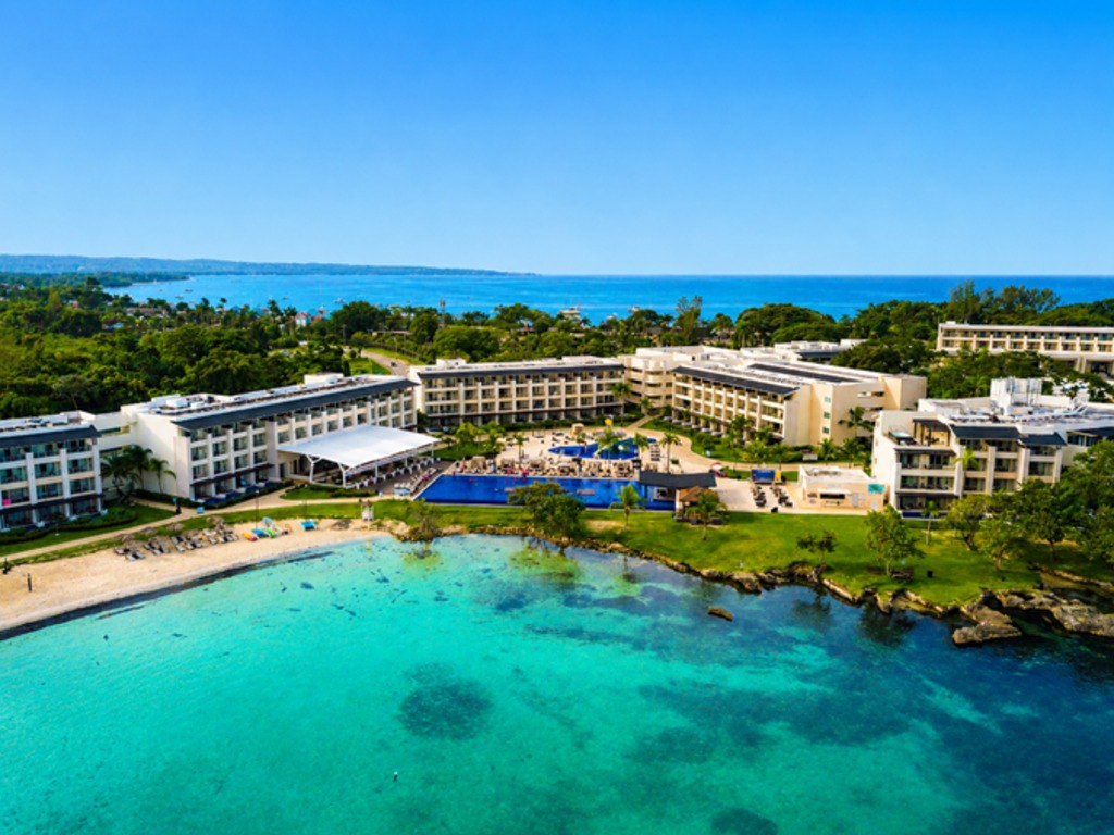 Royalton returns to full strength in Jamaica with reopening of five resorts